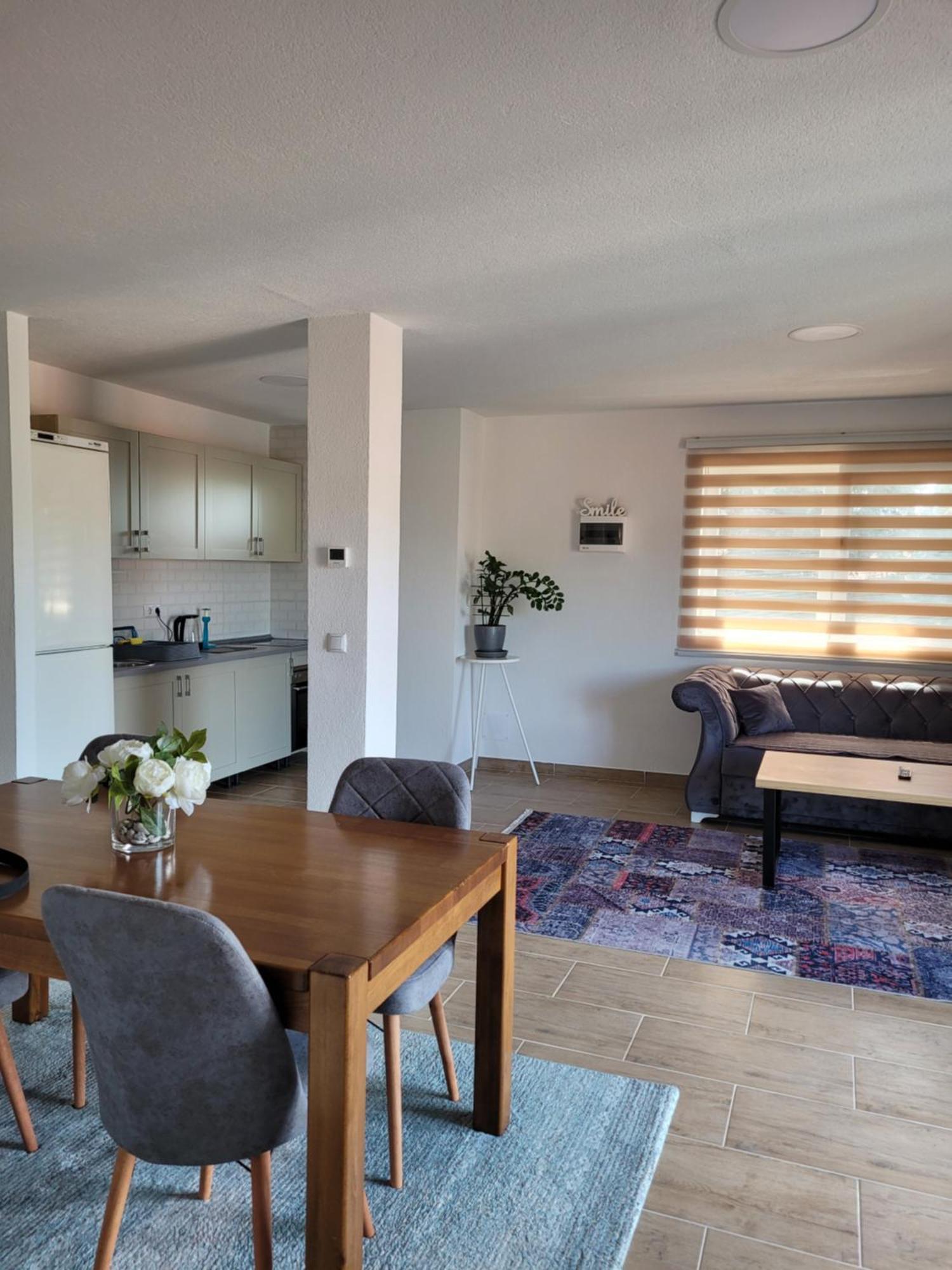 Apartmani Elegance Tuzla Extérieur photo