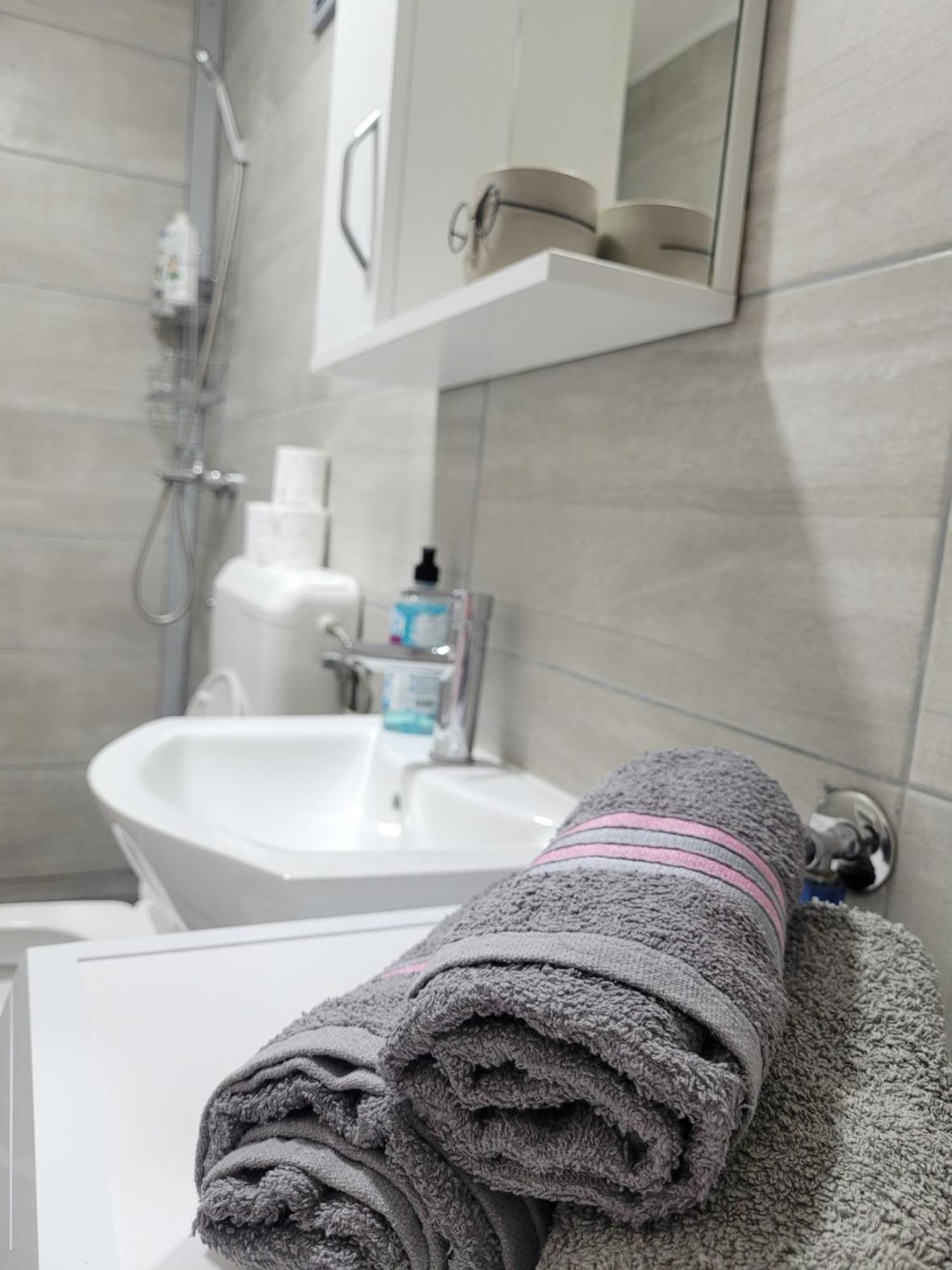 Apartmani Elegance Tuzla Extérieur photo