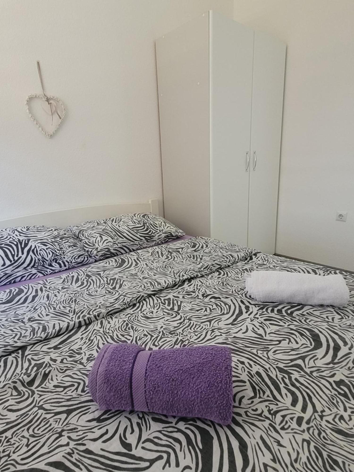 Apartmani Elegance Tuzla Extérieur photo
